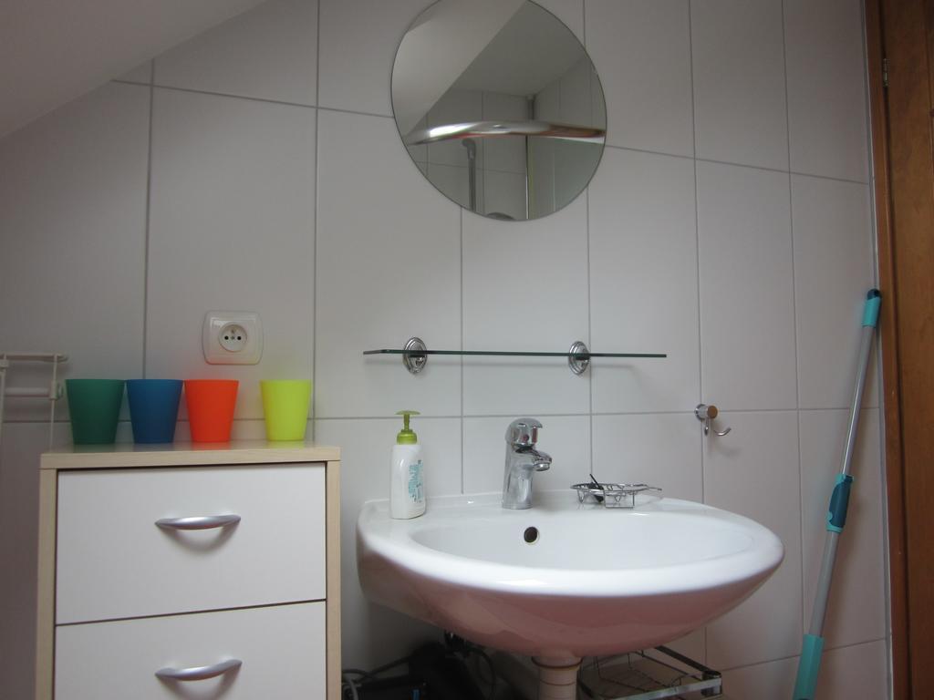 Appartement Privat Vrbov 23 Extérieur photo